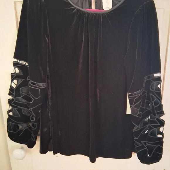 Joie Elegant Black Velvet Blouse with Unique Cutout Sleeves Size L - Picture 4 of 15